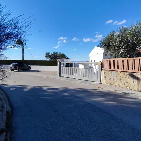 Maison Vacances Avec Piscine Holiday home *